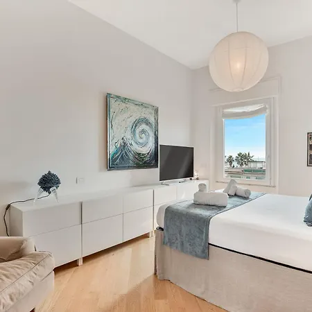 Daire Golden Luxe - Penthouse Diamond In The Sky With A Sea View Viareggio